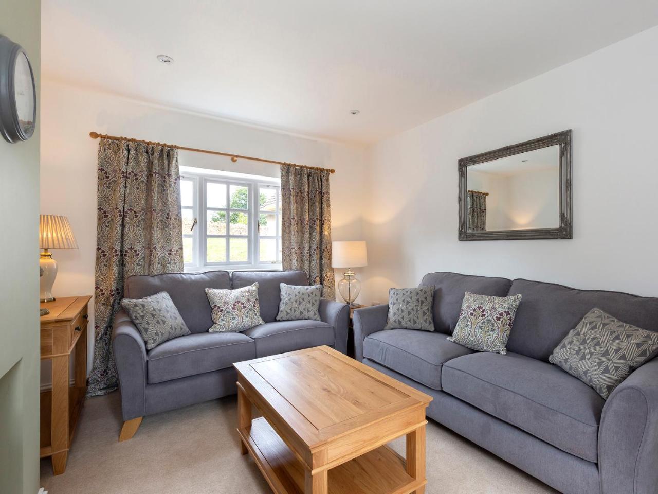 Meadow View Βίλα Cirencester Εξωτερικό φωτογραφία